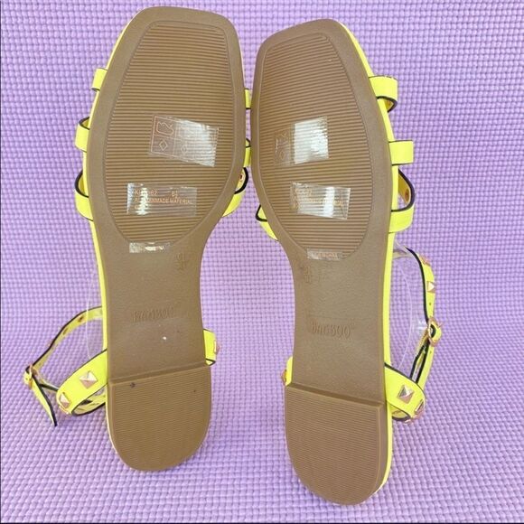 Bamboo Kick 62 Pyramid Stud Gladiator Sandals 6.5 Yellow Square Toe - Picture 10 of 11